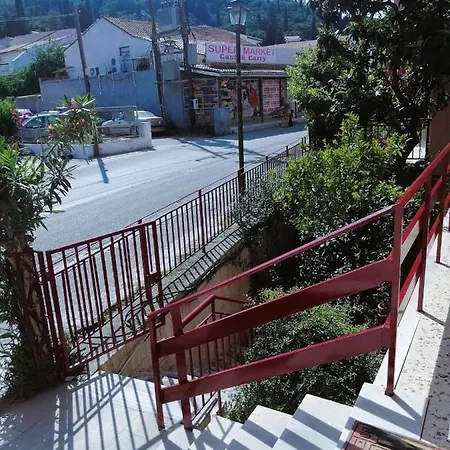 Vassia's * Benitses (Corfu)
